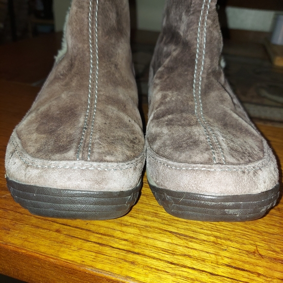 Merrell Yarra Womans Waterproof Boots Primaloft Polartec Lining Brown 8 Outside - Picture 4 of 10